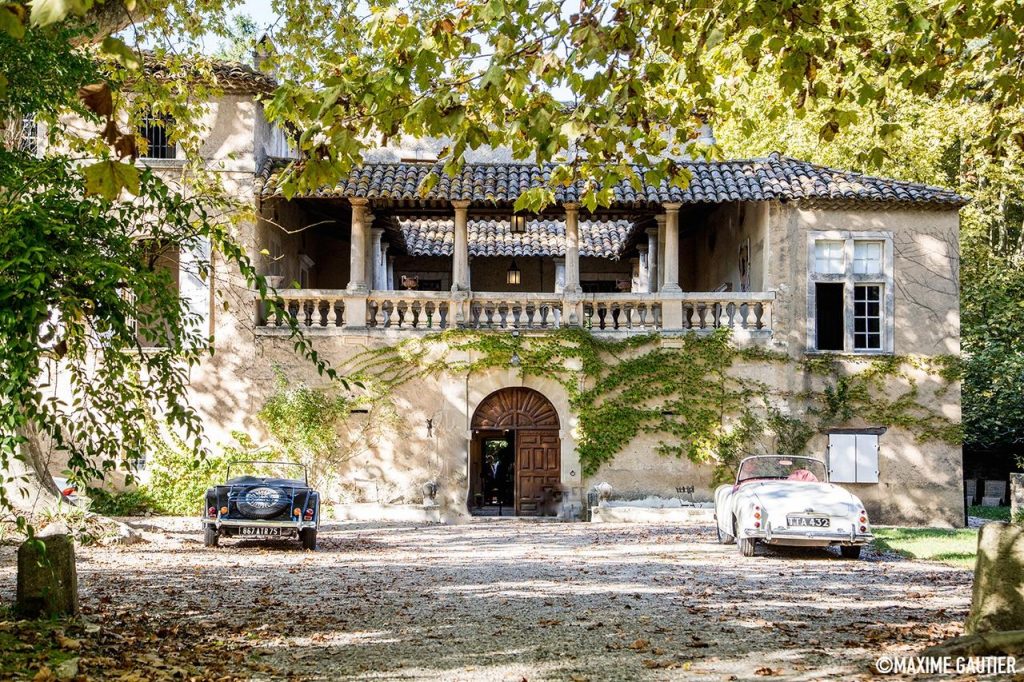 chateaux for rent in Provence