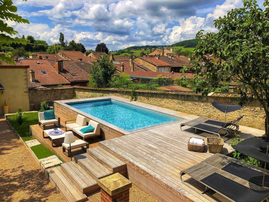 villas in France with private pool
