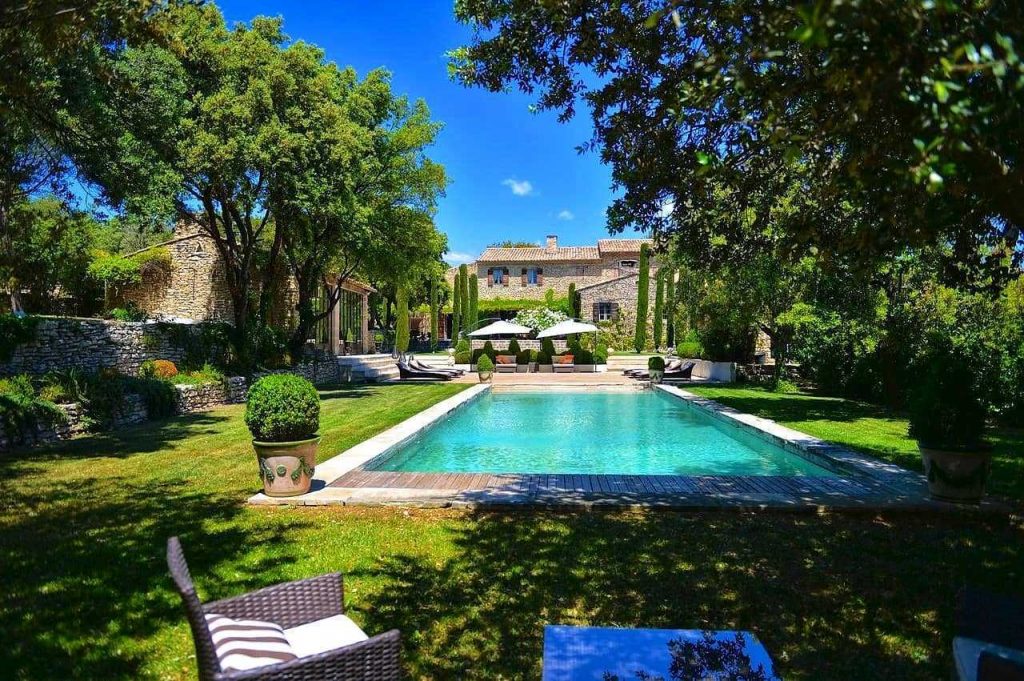 Villas to rent in South of France with private pool
