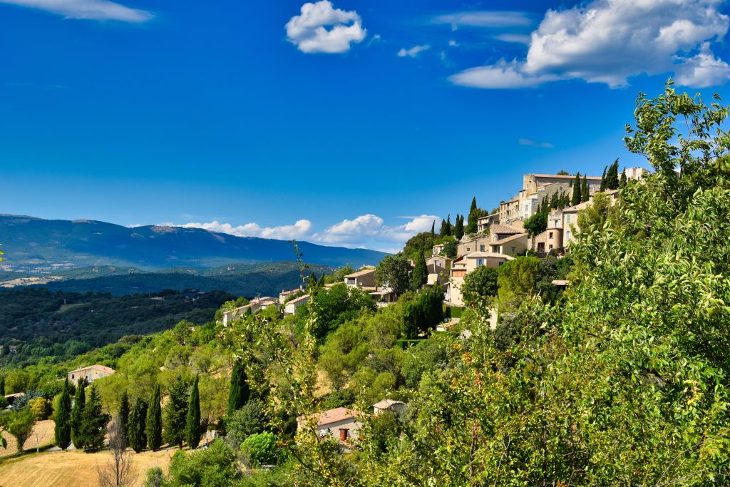villas to rent in provence
